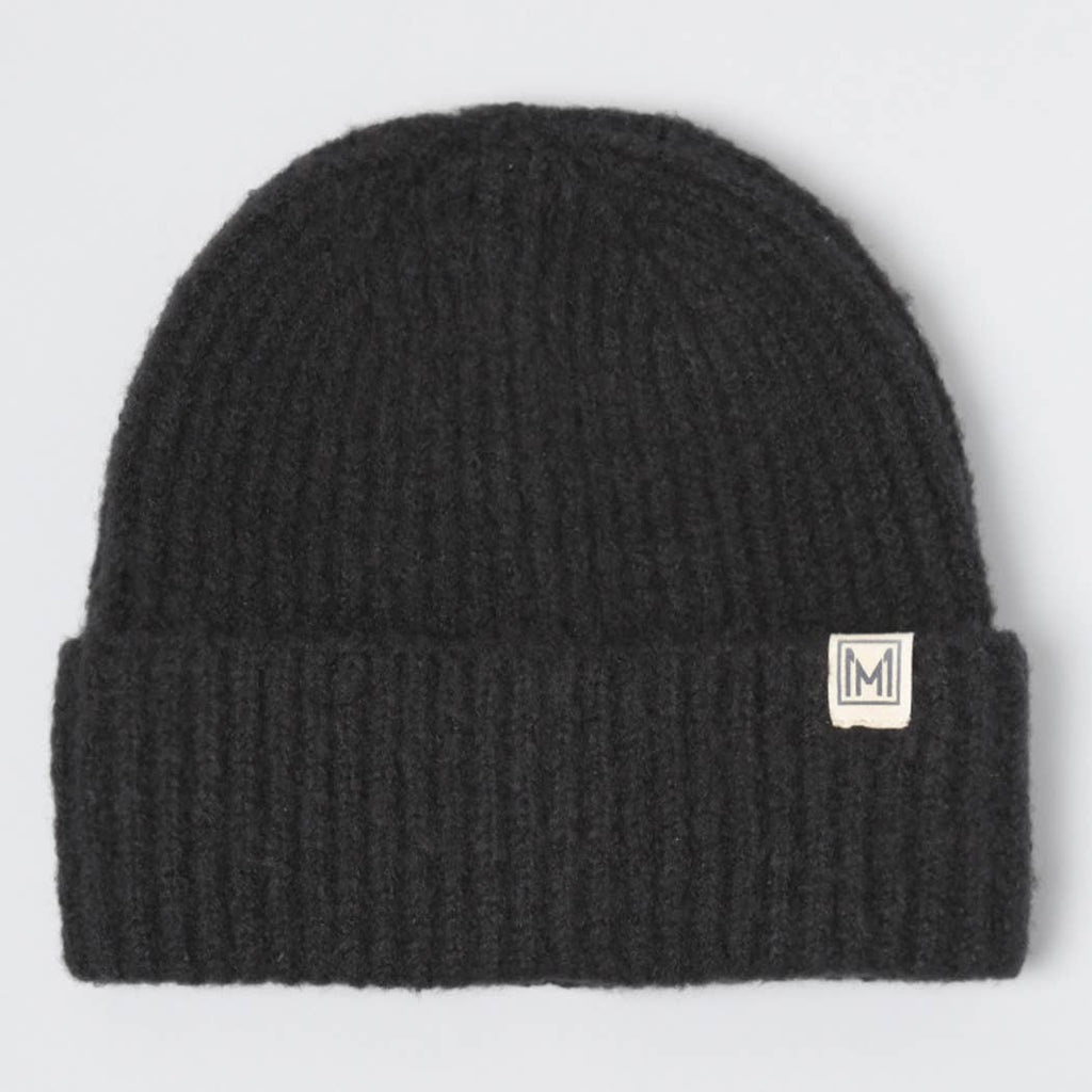 The Cozy Up Beanie